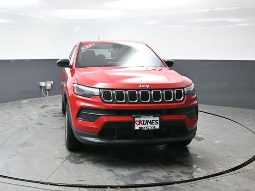 2023 Jeep Compass Sport