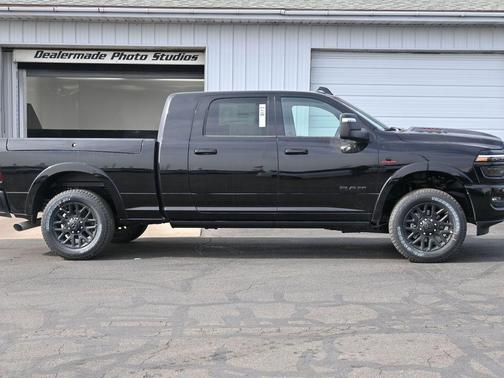 2026 RAM 3500 Limited