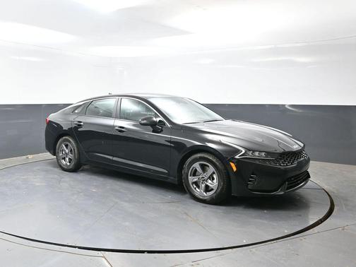 Ebony Black 2023 Kia K5 LXS