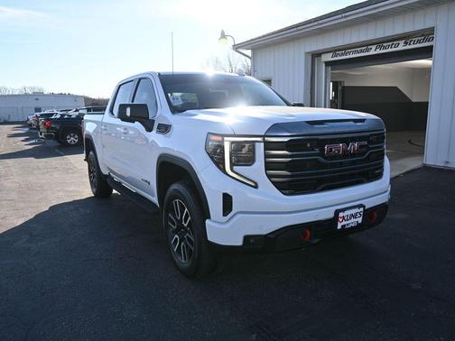 2022 GMC Sierra 1500 AT4