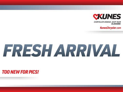 Silver Mist Clearcoat 2024 Chrysler Pacifica Touring-L