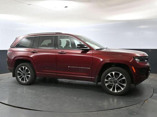 2022 Jeep Grand Cherokee Overland