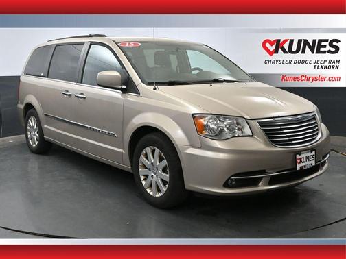 2015 Chrysler Town & Country Touring