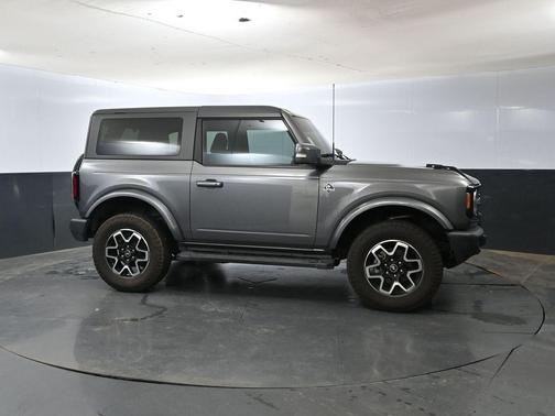 2021 Ford Bronco Outer Banks