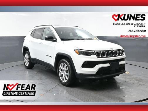 2024 Jeep Compass Latitude Lux