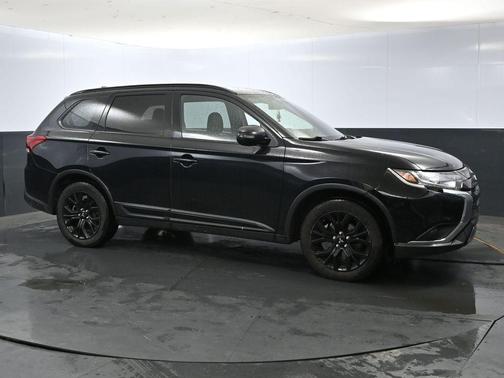 2019 Mitsubishi Outlander LE