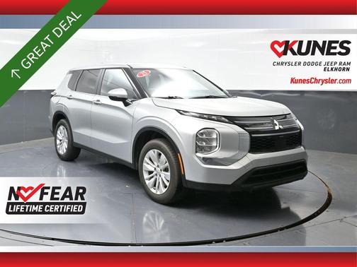 2025 Mitsubishi Outlander ES