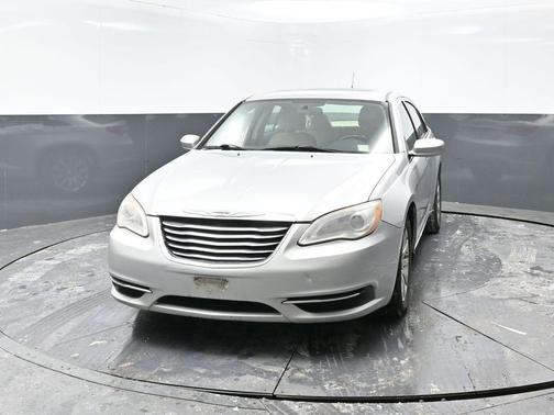2011 Chrysler 200 Touring