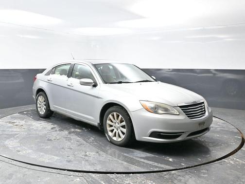2011 Chrysler 200 Touring