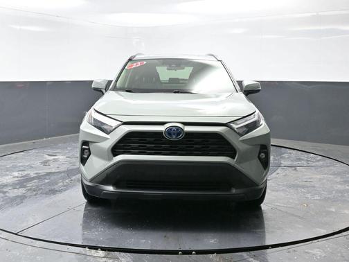 2023 Toyota RAV4 Hybrid XLE Premium