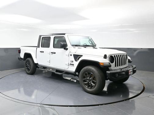 2023 Jeep Gladiator Sport