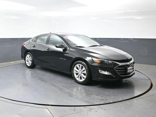 Mosaic Black Metallic 2023 Chevrolet Malibu LT