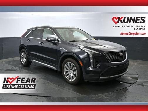 2023 Cadillac XT4 Premium Luxury