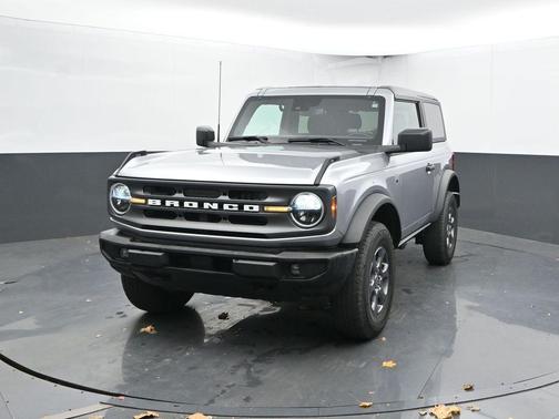 Iconic Silver Metallic 2022 Ford Bronco Big Bend