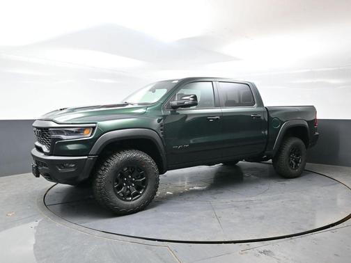 Serrano Red 2026 RAM 1500 RHO
