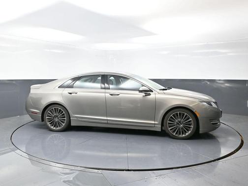 2016 Lincoln MKZ Base
