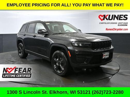 2025 Jeep Grand Cherokee Laredo