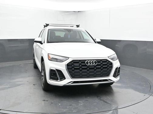 2023 Audi Q5 45 S line quattro Premium