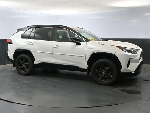 2020 Toyota RAV4 Hybrid XSE
