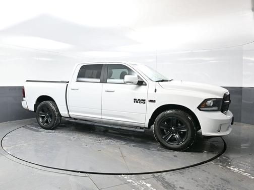 2018 RAM 1500 Night