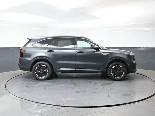 Gravity Gray 2024 Kia Sorento S