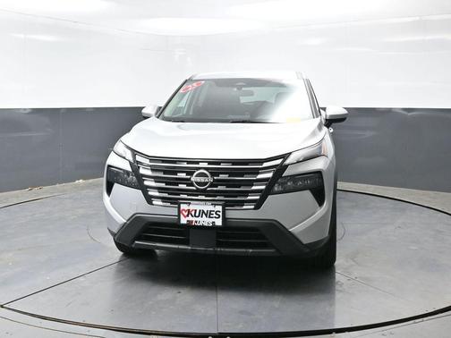 Brilliant Silver Metallic 2025 Nissan Rogue SV
