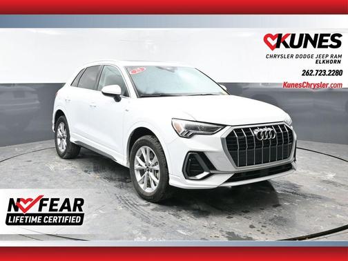 2025 Audi Q3 45 S line Premium