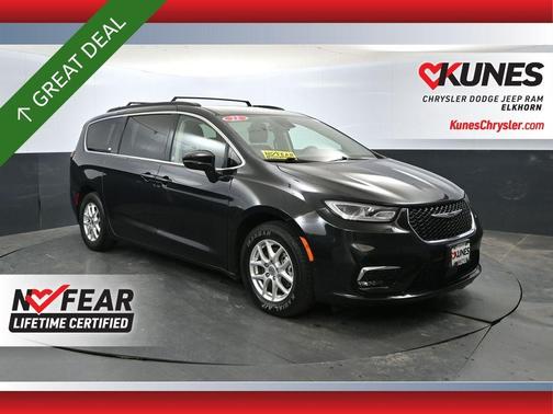 2022 Chrysler Pacifica Touring-L
