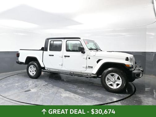 2022 Jeep Gladiator Sport