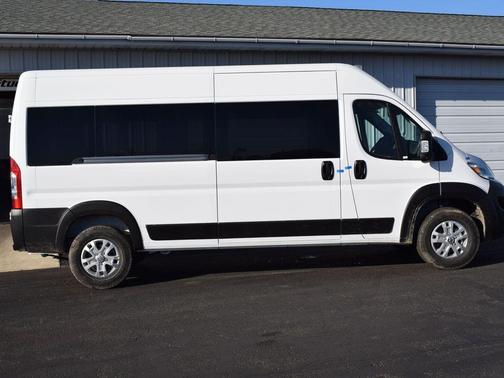 2024 RAM ProMaster 2500 Window Van High Roof