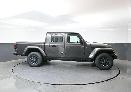 Granite Crystal Clearcoat Metallic 2026 Jeep Gladiator 85th Anniversary Edition