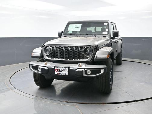 Granite Crystal Clearcoat Metallic 2026 Jeep Gladiator 85th Anniversary Edition