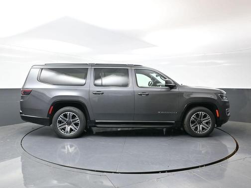 2023 Jeep Wagoneer L Series II