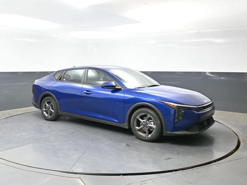Deep Sea Blue 2025 Kia K4