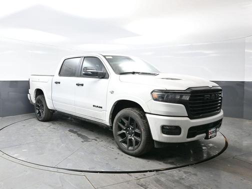 Bright White Clearcoat 2026 RAM 1500 Laramie