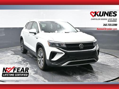 2024 Volkswagen Taos 1.5T SE