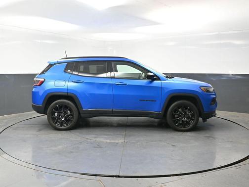 Hydro Blue Pearlcoat 2025 Jeep Compass Latitude