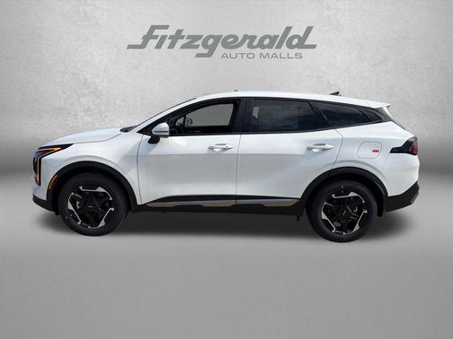 Snow White Pearl 2026 Kia Sportage SX Turbo