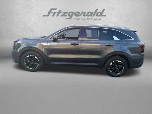 Gravity Grey 2024 Kia Sorento S