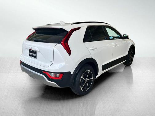 2025 Kia Niro EX