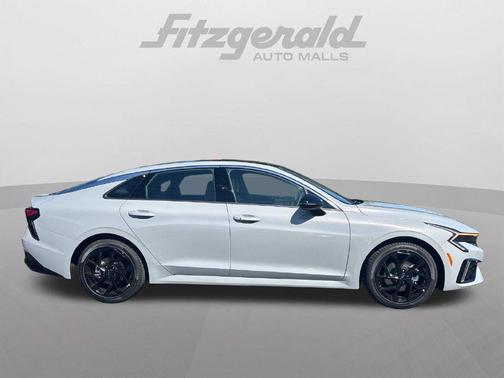 Wolf Gray 2027 Kia K5 GT-Line