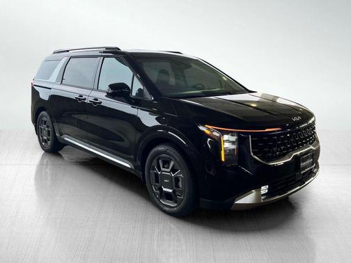 2025 Kia Carnival SX