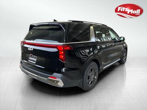 2025 Kia Carnival SX