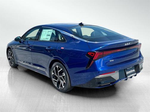 2025 Kia K5 EX