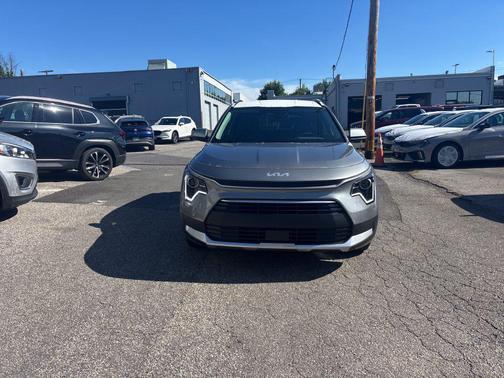 Steel Gray 2026 Kia Niro EX