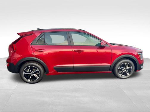2025 Kia Niro Plug-In Hybrid EX
