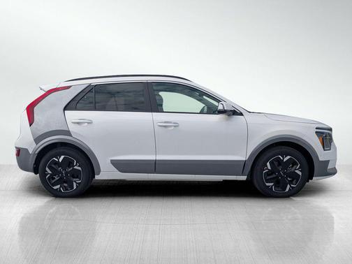 2025 Kia Niro EV Wave