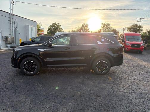 Ebony Black 2026 Kia Sorento S