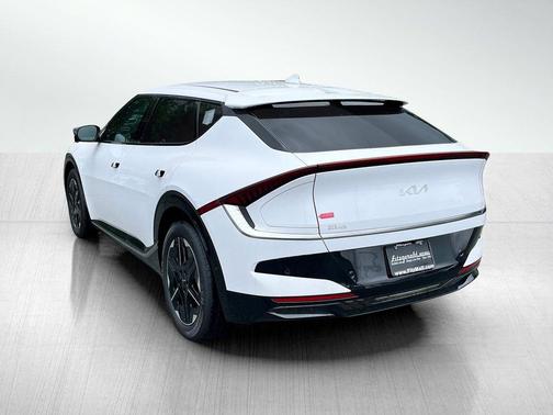 2025 Kia EV6 Wind