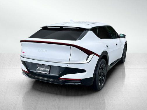 2025 Kia EV6 Wind